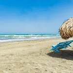 Adela Beach House