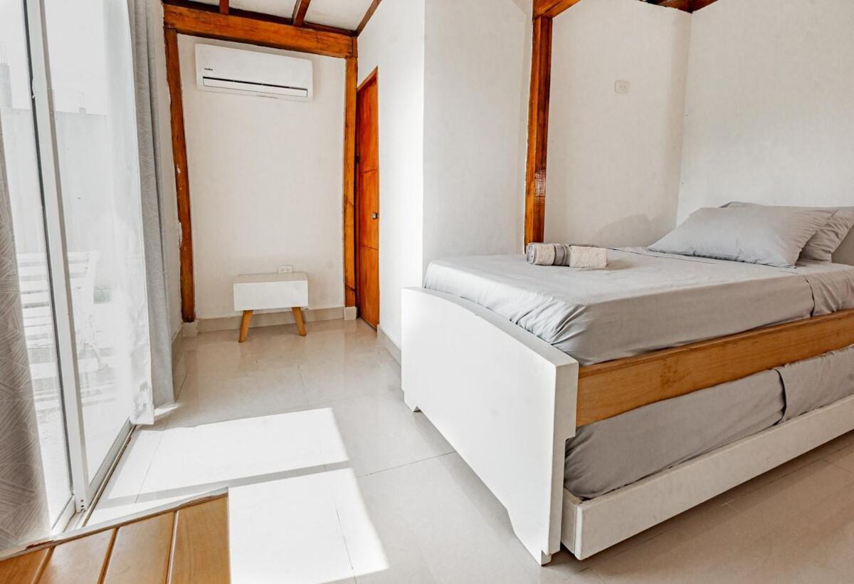 Сasa de vacaciones Adela House